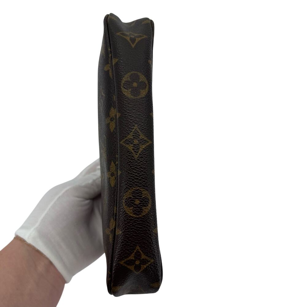 Louis Vuitton LV Monogram Pochette Accessoires Bag - Picture 16 of 16